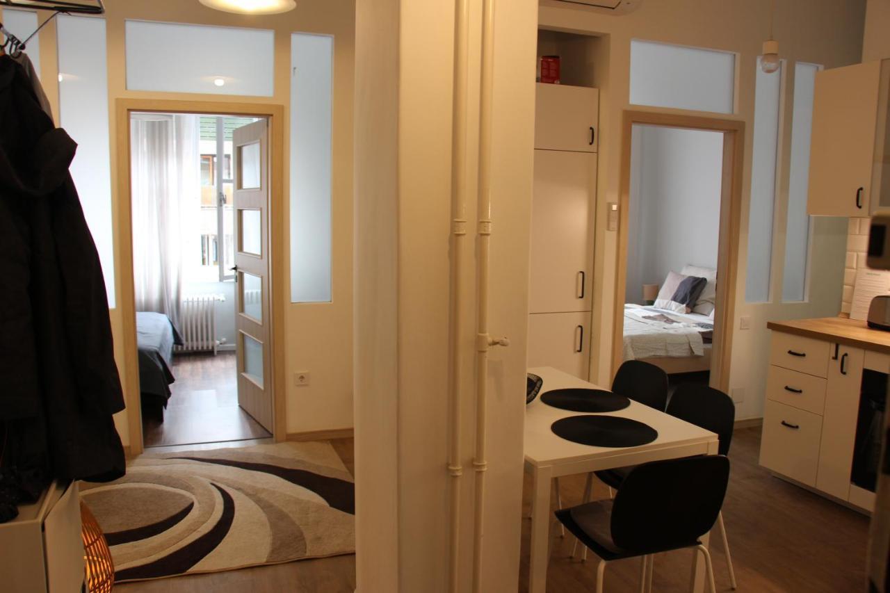 Larix Apartman Budapest Exterior photo
